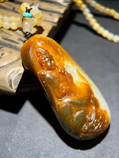 和田玉独籽熟沁观音挂件,守护你的每一刻