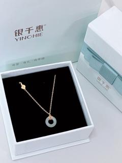 我也拥有和田玉项链啦