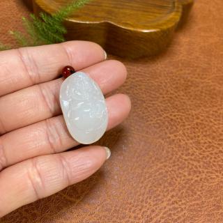 新疆和田玉冰底羊脂玉笑佛笑口常开保平安挂件玉吊坠玉佩天然玉石